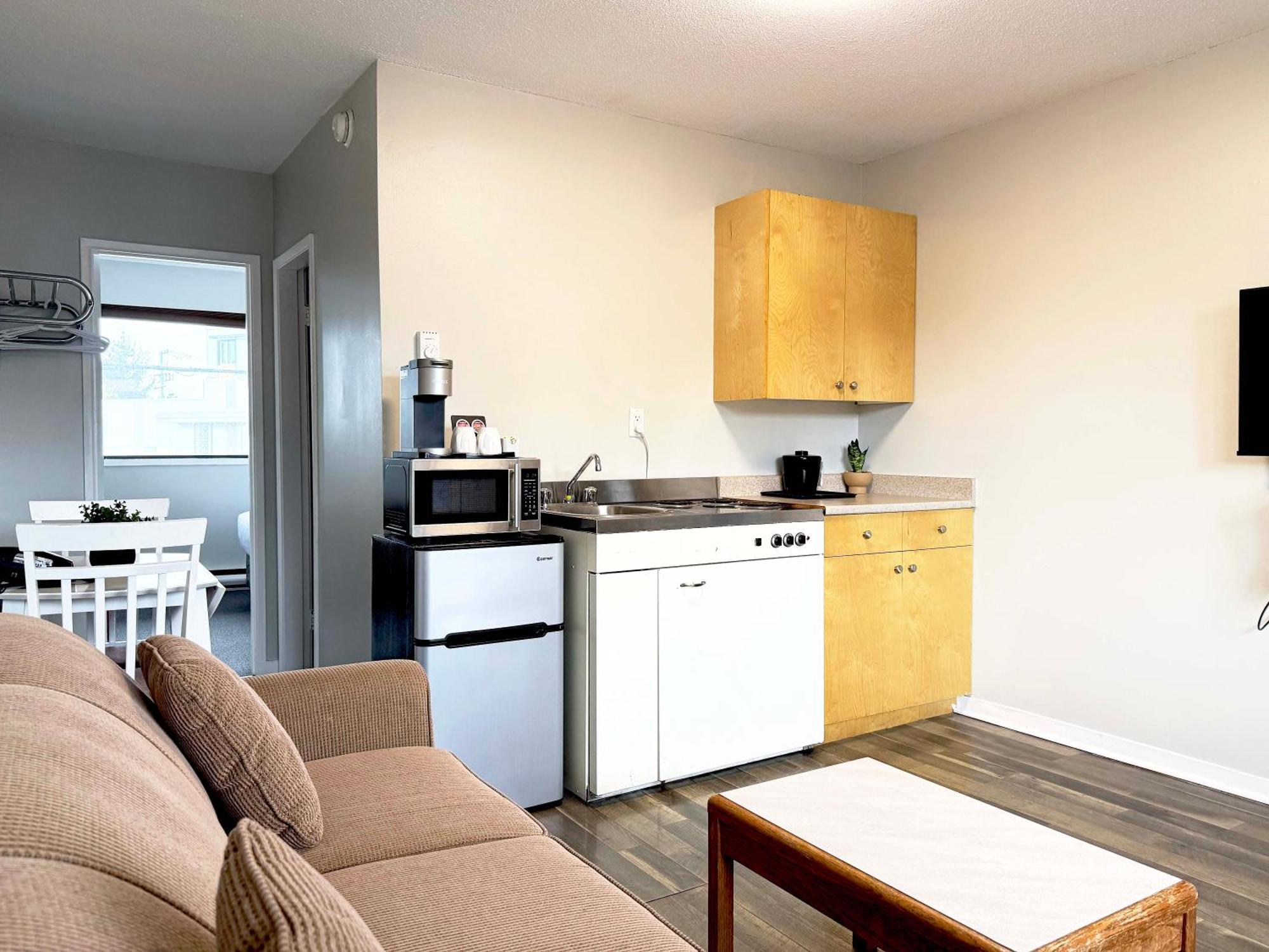 Departure Bay Motel นาไนโม ภายนอก รูปภาพ